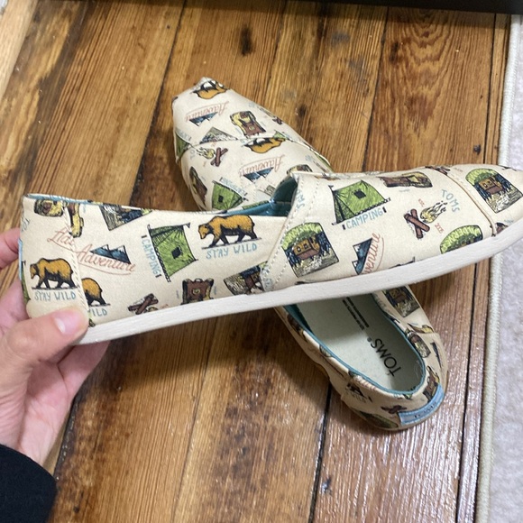 Size 10 Tom’s Espadrilles Camping Adventure Pattern - Picture 5 of 7